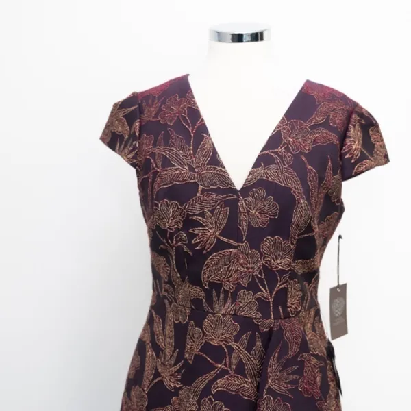 Vince‎ Camuto. Jacquard Embroidered Dress. - Image 8