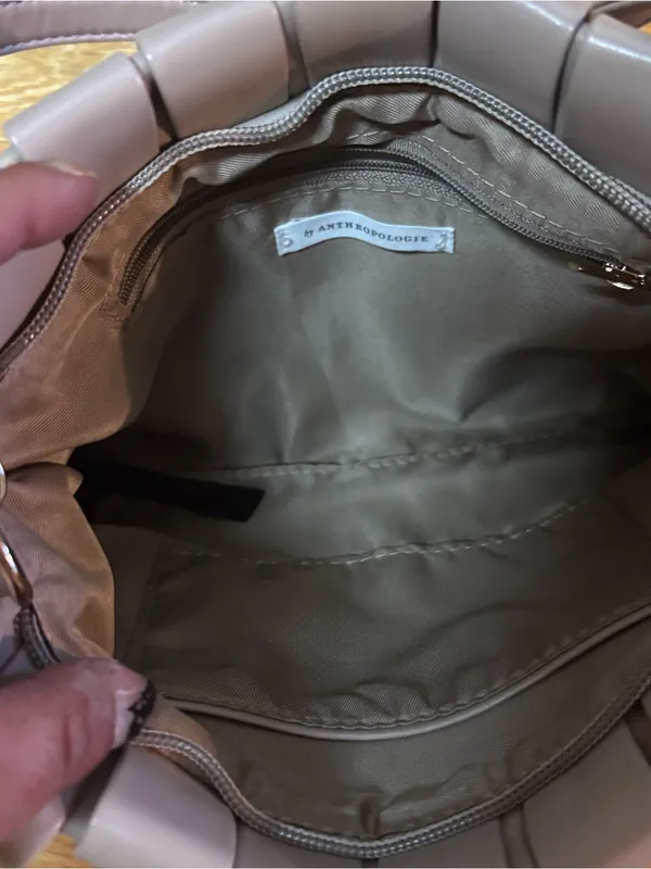 Anthropologie Neutral Coastal Preppy Minimalist Classic Woven Crossbody Bag - Image 4