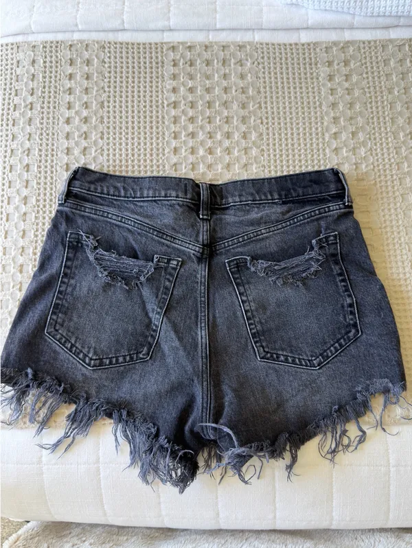 Abercrombie & Fitch High Rise Mom Jean Short - Image 2
