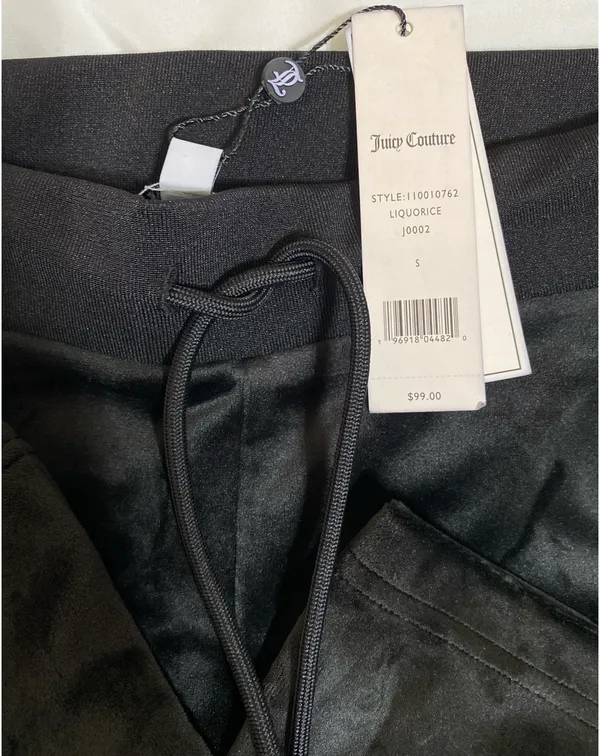 Juicy Couture Velour Black Tracksuit Set - Image 7
