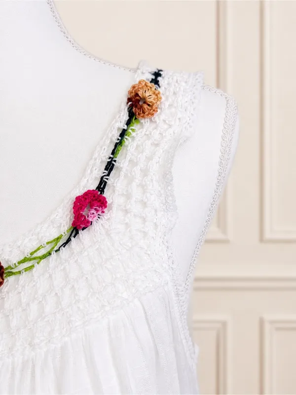 Handmade Cadeltef Ecuador White Cotton Crochet Floral Maxi Dress Boho Cottagecore - Image 4