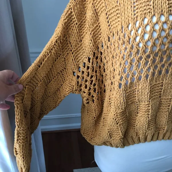 NWT Billabong Onward We Go Chenille Sweater Mustard L - Image 6
