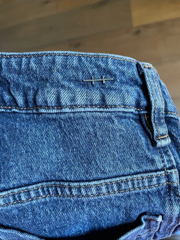 Habitual Women's Brant High Waist Crop Barrel Jeans Size 2/26 - Image 12