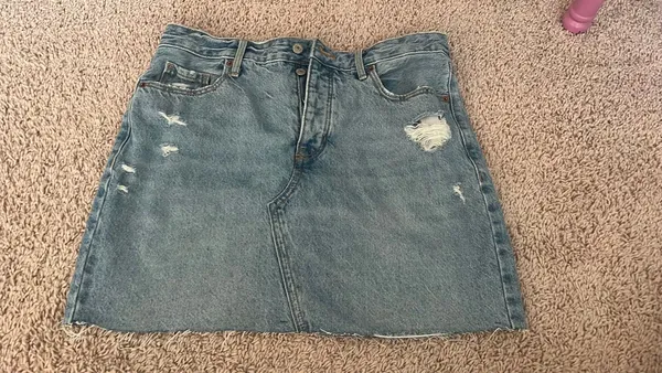 Old Navy Jean Skirt - Image 6