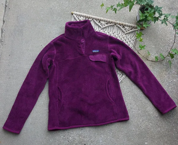 Fleece Pullover Jacket Size Medium - Image 2