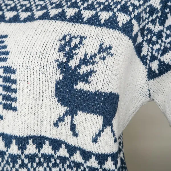 Vintage 90s Nordic Reindeer Christmas Sweater - Image 5
