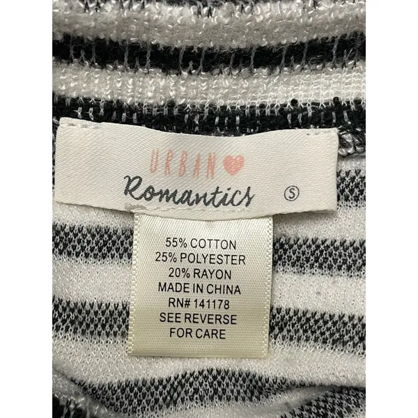 Urban Romantics Black White Striped Bell Cuff Crop Knit Sweater Boho S Trendy - Image 7
