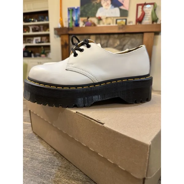 Dr. Martens 1461 Quad Leather Oxfords Platform Shoes White US Mens 7/ Womens 8 - Image 4