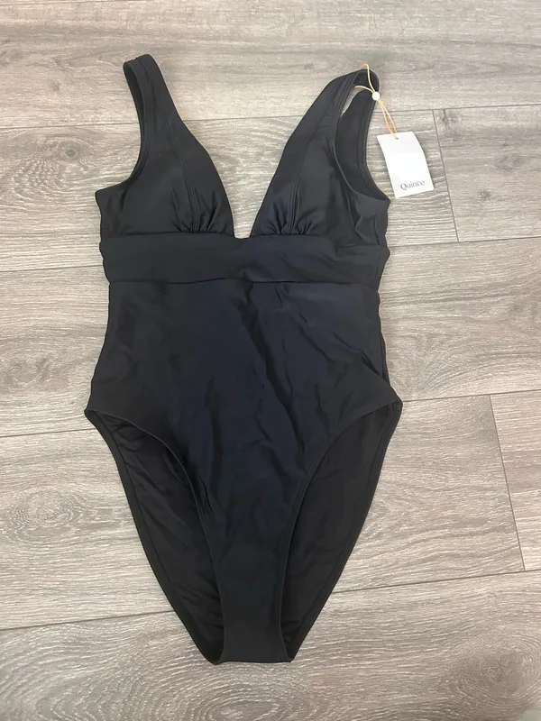 New Quince Italian Plunge One-Piece Swimsuit Size Small MSRP $52 - Image 6
