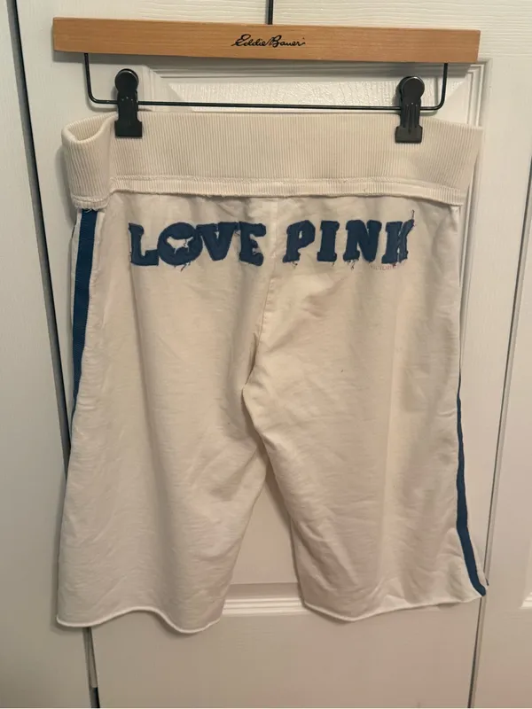 Y2K Vintage Victoria’s Secret Pink Bermuda Low Rise Shorts - Image 4