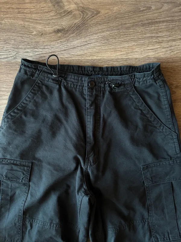 Brandy Melville Black Cargo Pants - Image 3