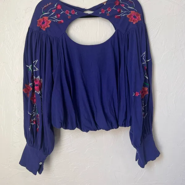 Free People Lita embroidered cutout long sleeve top size m - Image 3