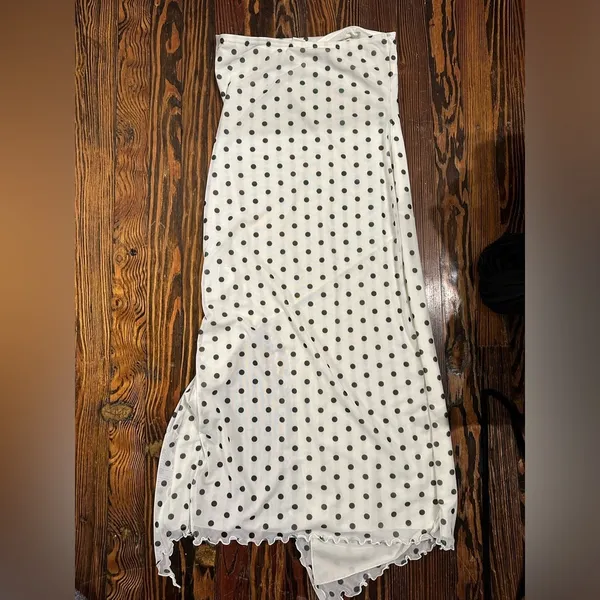 Urban Outfitters Strapless White Dress with Black Polka Dots - Image 4
