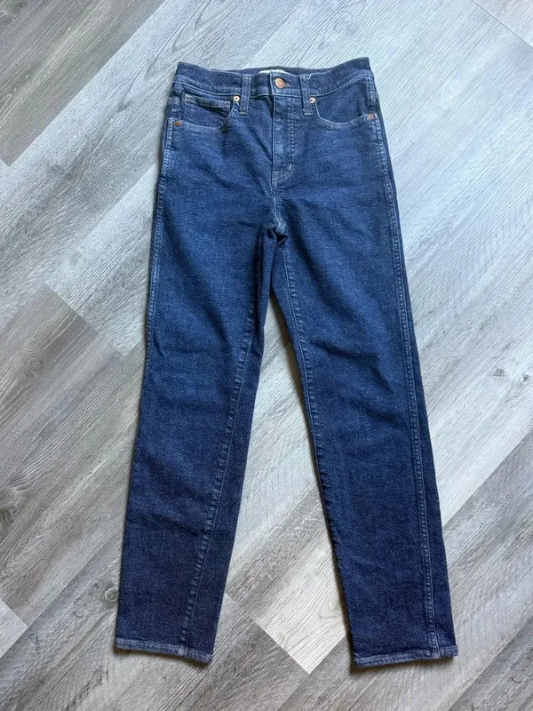 Madewell Mid Rise Stovepipe Jeans Dark Wash 25” Waist - Image 2