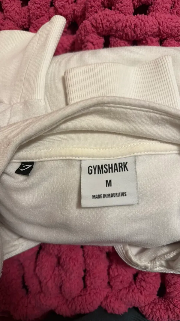 Gymshark cropped White sweater - Image 4