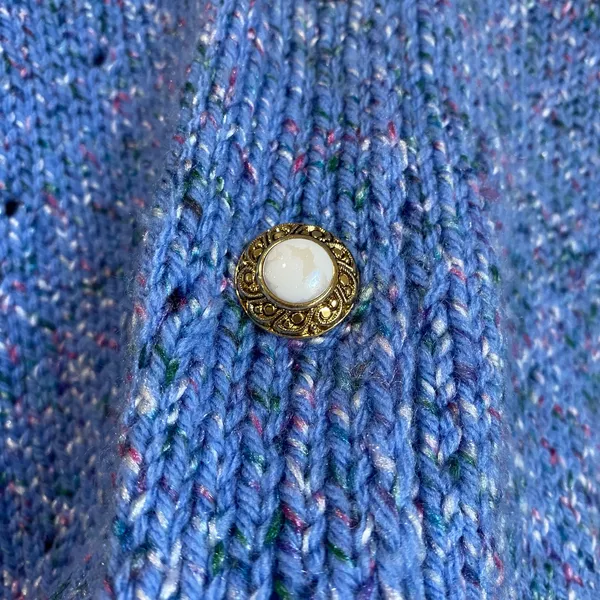 Source Unknown Boutique‎ Dreamy Blue Pointelle Knit Cardigan with White Buttons Size Medium - Image 6