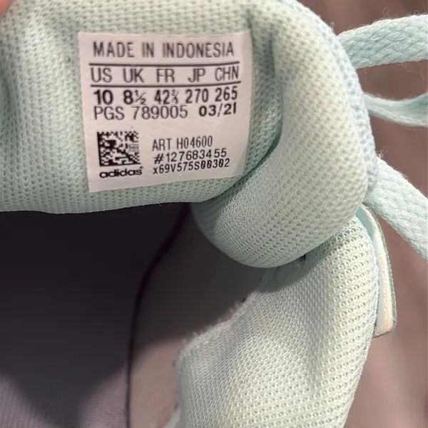 Adidas cloud foam running shoes- mint green size 10 - Image 7