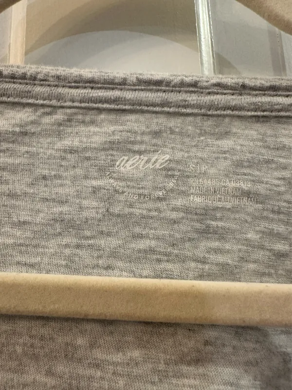 american eagle grey shirt  - Image 2