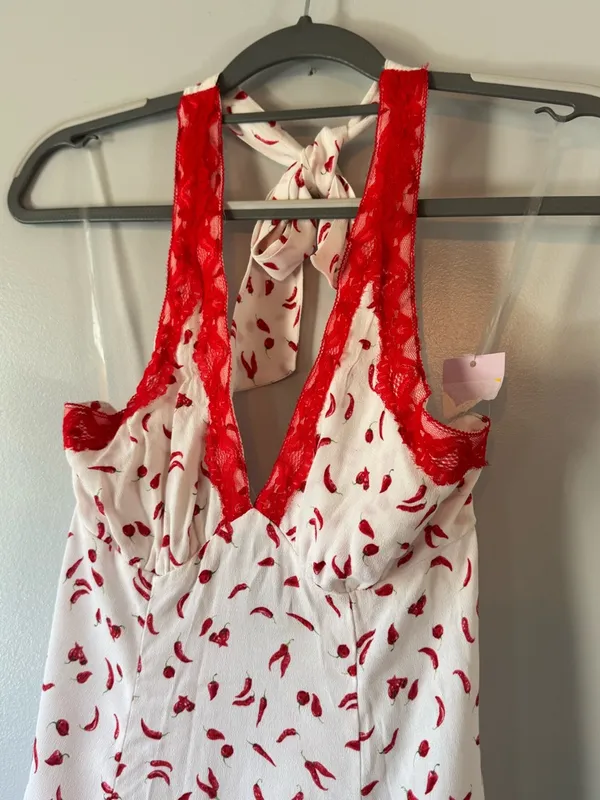 wild fable White Dress with Red Lace Trim and Red Pepper Print smal NWT - Image 3