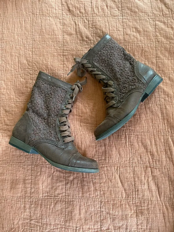 American Eagle Y2K Brown Lace Crochet Combat Boots - Image 3