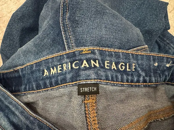 American Eagle ripped Jeans  - Image 3