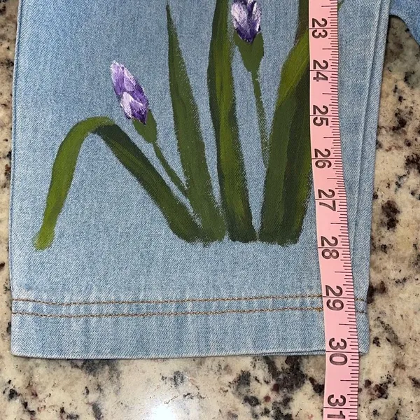 Sunbelt Denim Jeans Vintage Floral Hand painted Pull On Light Wash Mom Trend Med - Image 9