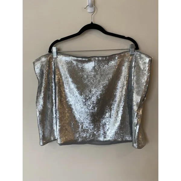 Future Collective silver sequin short skirt Size 2X. - Image 2