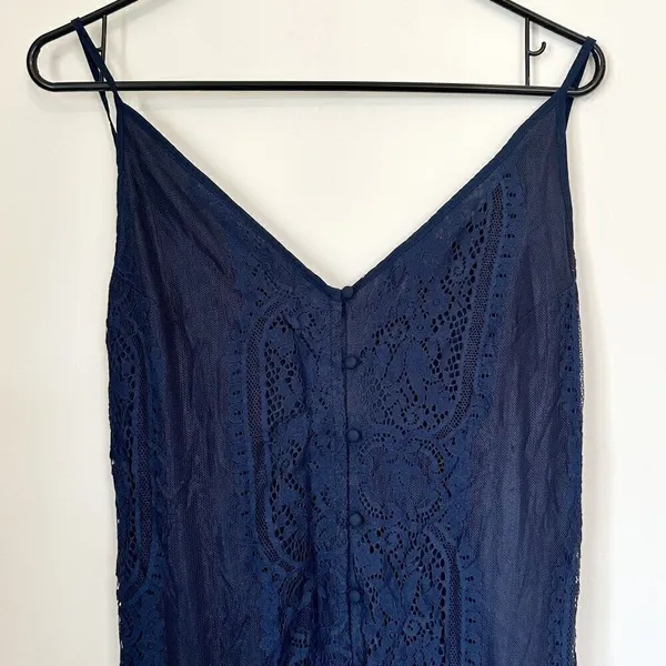 NWT Lulus Zahria Navy Blue Lace Button Front Midi Dress - Size Large - Image 5