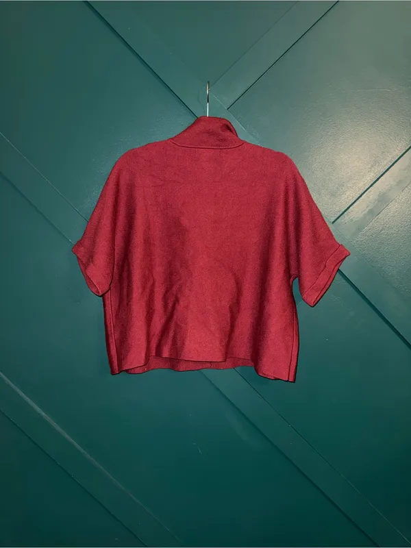 Adrienne Vittadini Red Short-Sleeve Knit Capelet Cardigan - Image 3