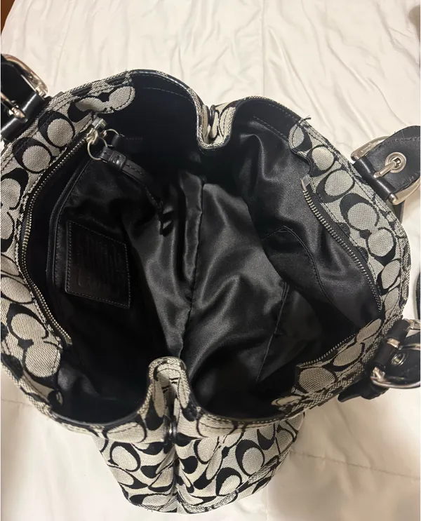 Coach Black  Grey Shoulder Bag Signature - Image 7