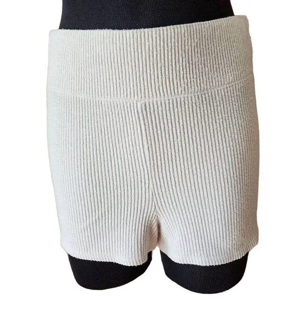 Abercrombie & Fitch Cream Ribbed Shorts (L) - Image 3