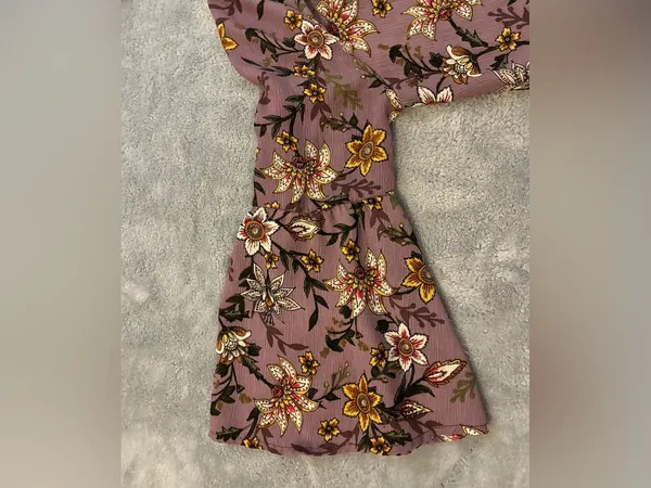 Women’s Promesa Brand floral purple Blouse Size Medium - Image 5