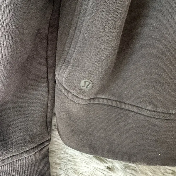 303. Lululemon Set Aside Zip Hoodie sz 8 - Image 7