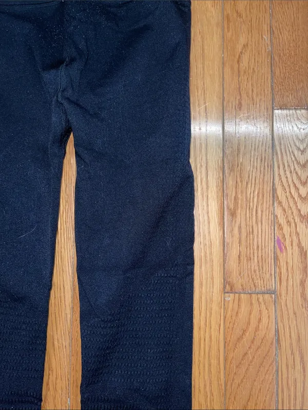 Fabletics Black Cut - Image 6