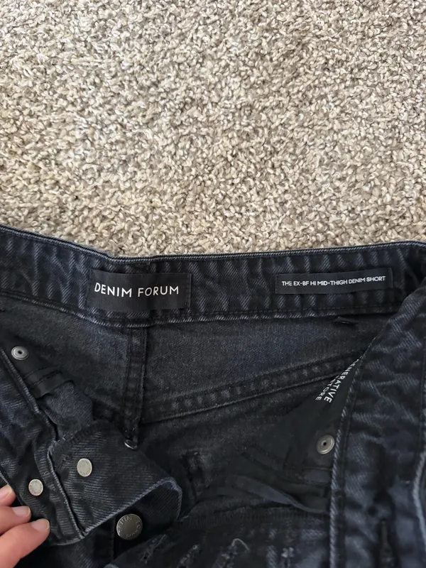 Aritzia Shorts  - Image 5