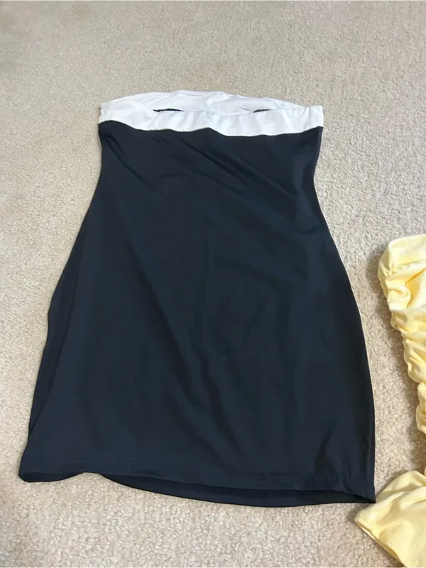 Classic Black Strapless Dress with White Trim - Image 2