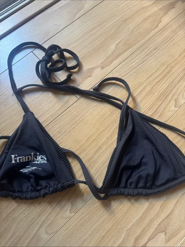 Frankie's Bikinis Black Ribbed Triangle Bikini Top - Image 2