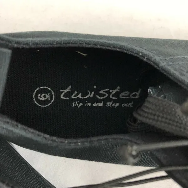 Twisted Womens Low Top Sneakers Canvas Lace Up Black on Black Size 6 - Image 5