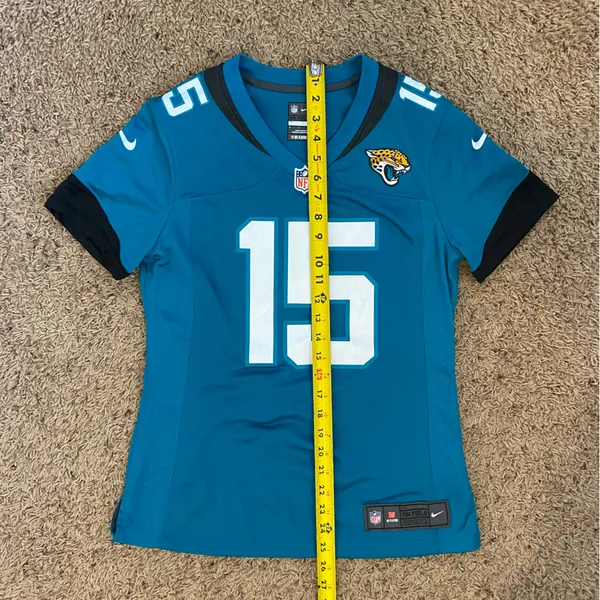 Nike NFL Minshew II Jacksonville Jaguars Womens Jersey size Small - Image 5