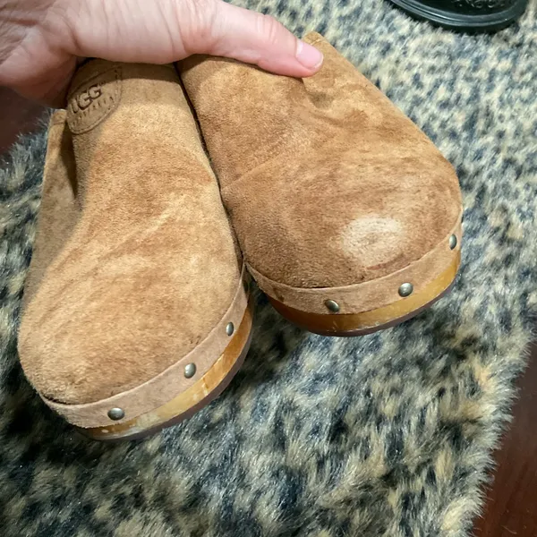 UGG ABBIE CHESTNUT SUEDE‎ CLOGS - Image 5