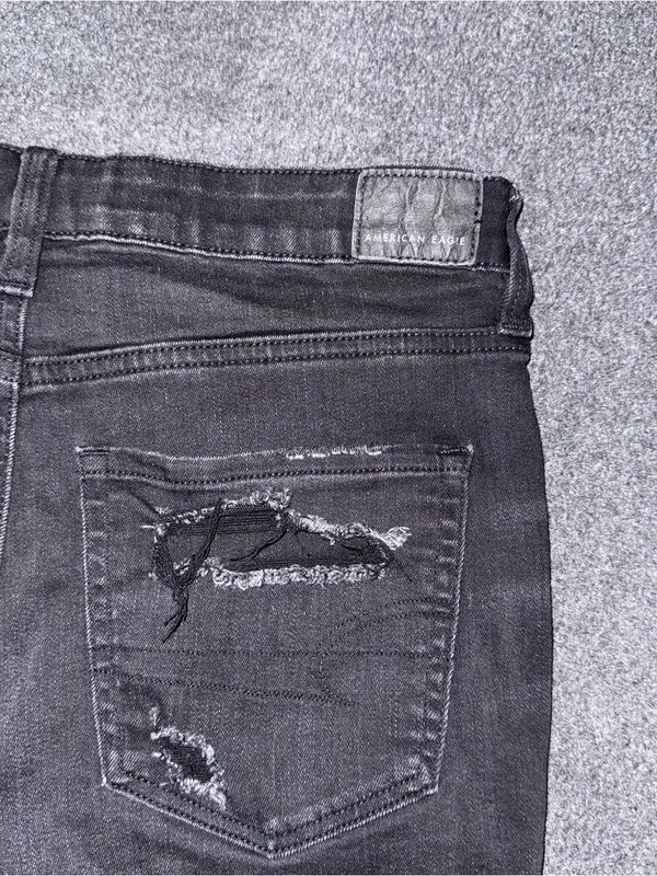 American Eagle High Rise Shortie Black Jean Shorts Stretch Distressed Womens 6 - Image 3
