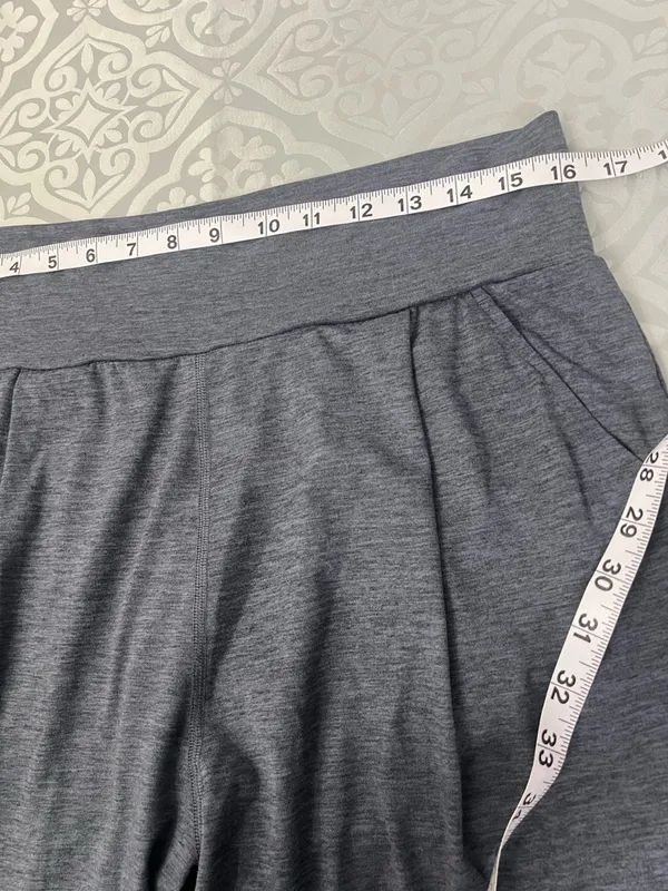 Vuori Heather Charcoal High-Waist Performance Leggings - Image 4