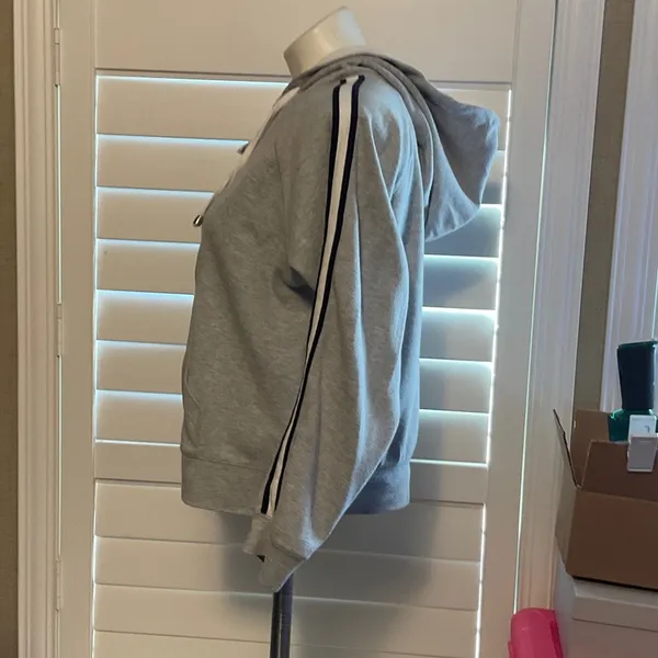 St. John's Bay Gray Zip-Up Hoodie - Image 4