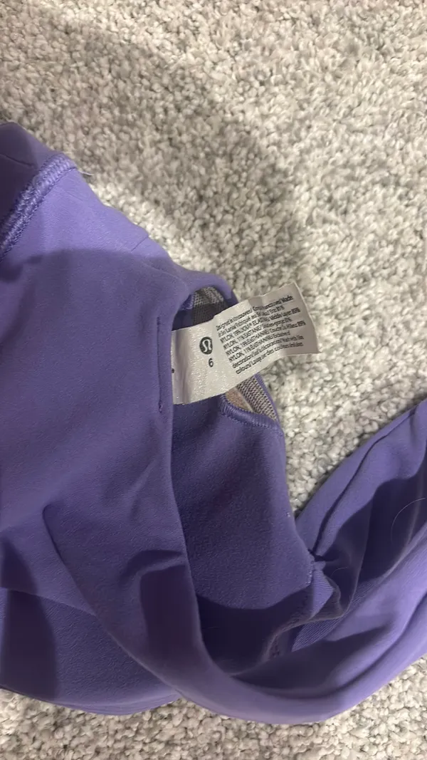 Lululemon sports bra  - Image 4