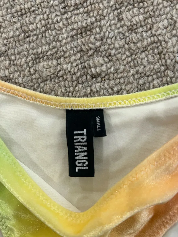 Triangl Bikini - Image 4