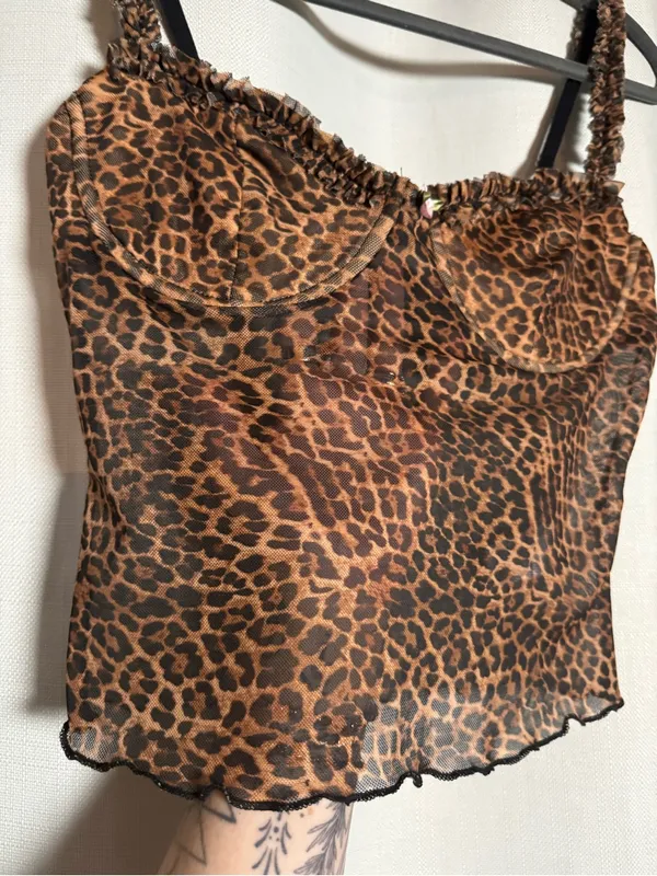 Edikted Lidia Leopard Print Sheer Mesh Bra Top Size Medium - Image 6