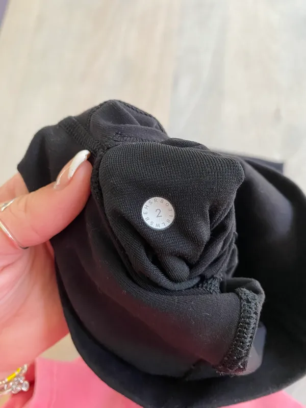 Lululemon Leggings - Image 4