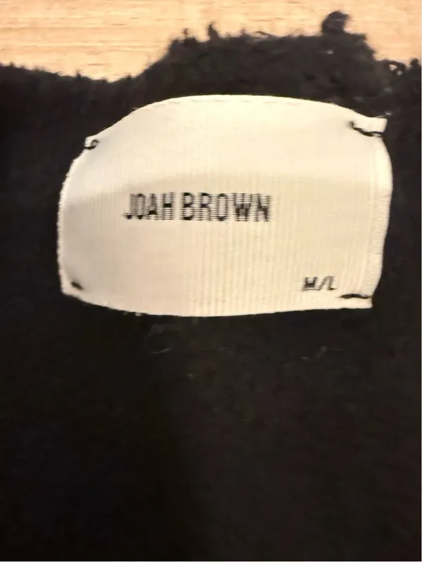 Joah Brown slouchy sweatshirt! - Image 6
