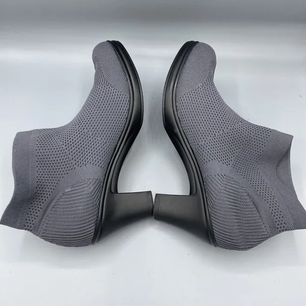 Bernie Mev Doll Womens Heels Boots‎ Gray Sz 9 Stretchy Knit Upper Cushioned - Image 6