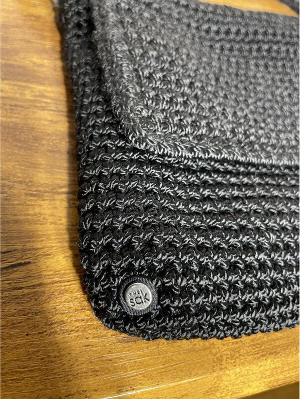 The Sak Iconic 90s/Y2K Crochet Crossbody Minimalist Clean - Image 3